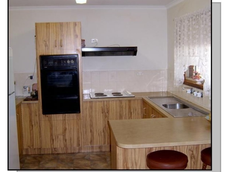 15 Phillips Road, Berri SA 5343