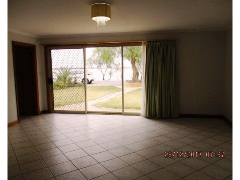 17 Queen Elizabeth Drive, Barmera SA 5345