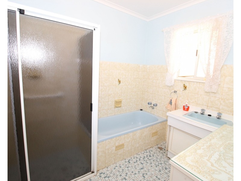 9 Marschall Street, Waikerie SA 5330