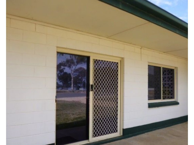 2/41 Queen Elizabeth Drive, Barmera SA 5345