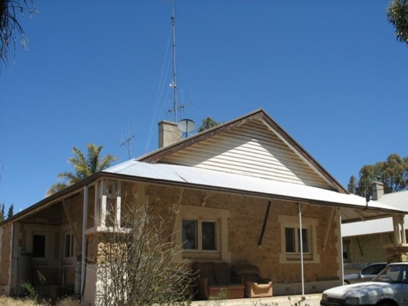 27 Laffer Street, Barmera SA 5345