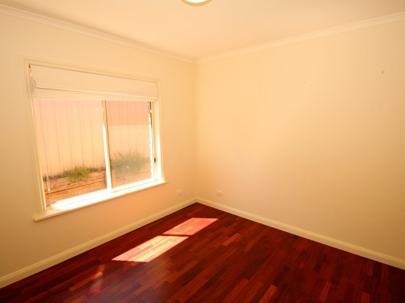 16 McLean Street, Berri SA 5343