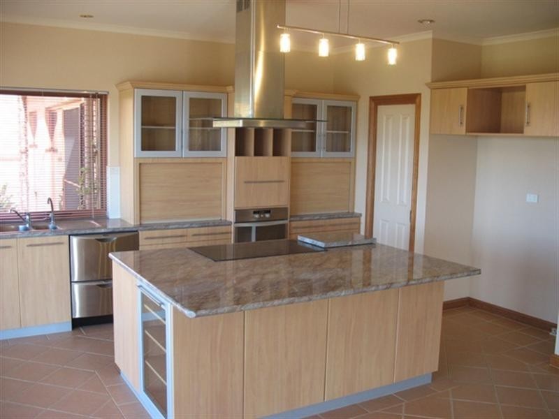 12 Stasinowsky Court, Loxton SA 5333