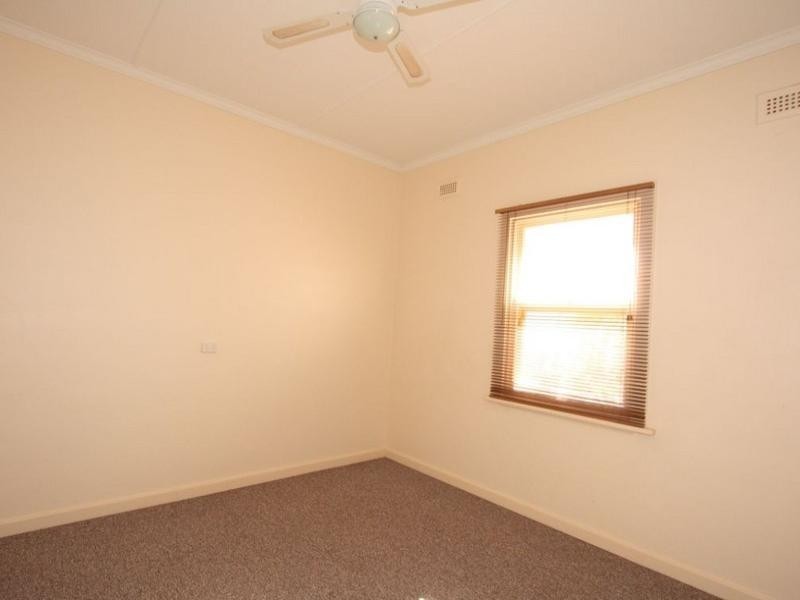36 Wodonga Avenue, Loxton SA 5333