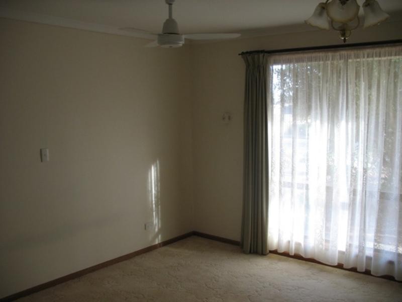 Un 6/7 Reginald Street, Loxton SA 5333