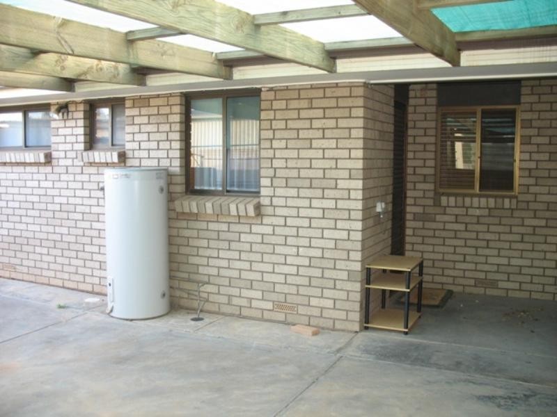 Un 6/7 Reginald Street, Loxton SA 5333