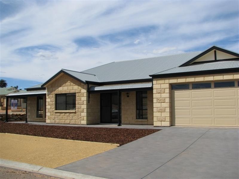 32 Jarvis Street, Berri SA 5343