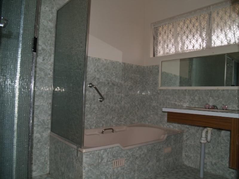 11 Miller Street, Waikerie SA 5330