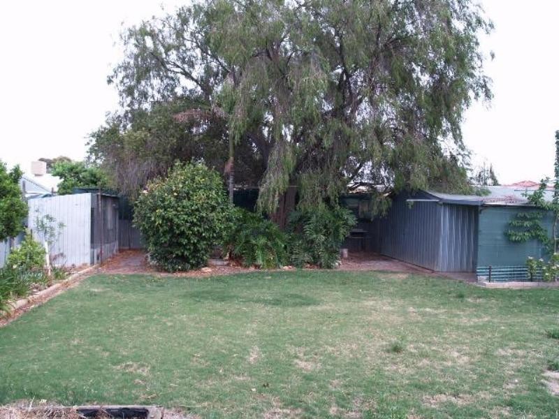 11 Miller Street, Waikerie SA 5330