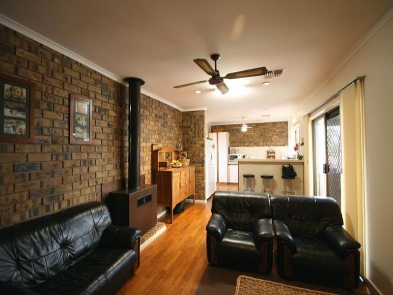 24 Thiele Avenue, Loxton SA 5333