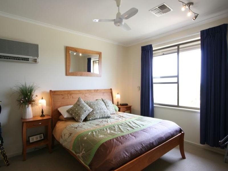 24 Thiele Avenue, Loxton SA 5333