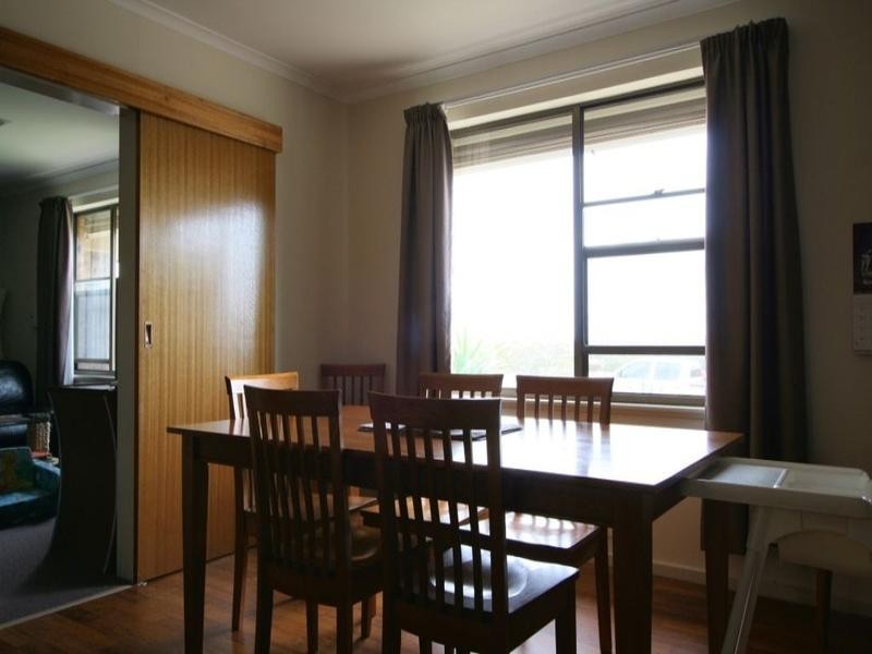 24 Thiele Avenue, Loxton SA 5333