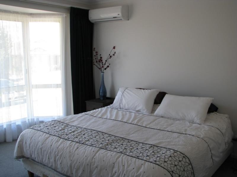 10 Edwards Crescent, Waikerie SA 5330