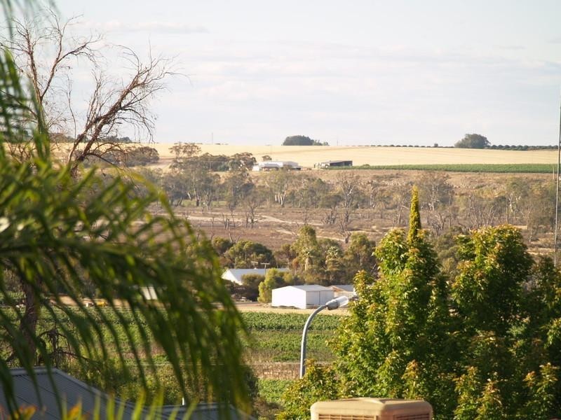 26 Marschall Street, Waikerie SA 5330