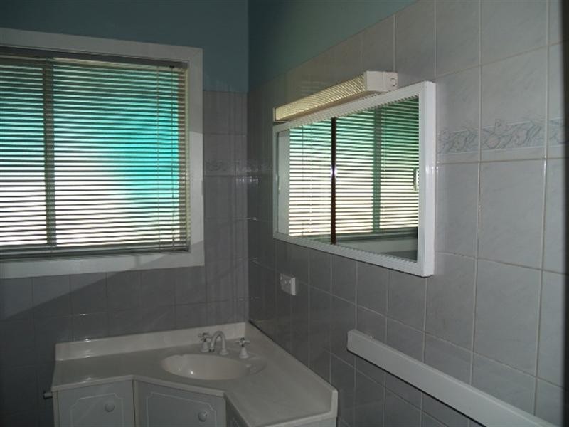 8 Matthews Street, Waikerie SA 5330