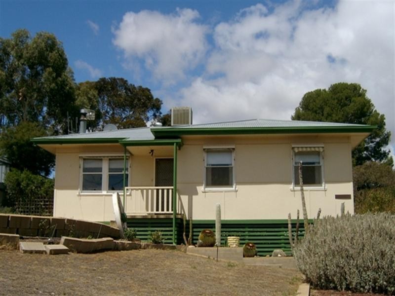 5 Thiele Avenue, Loxton SA 5333