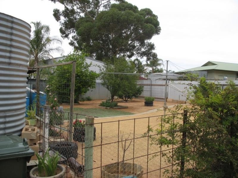 9 Hague Street, Barmera SA 5345