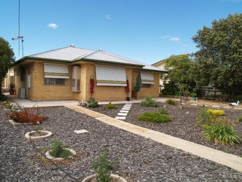 27 Fleming Street, Moorook SA 5332