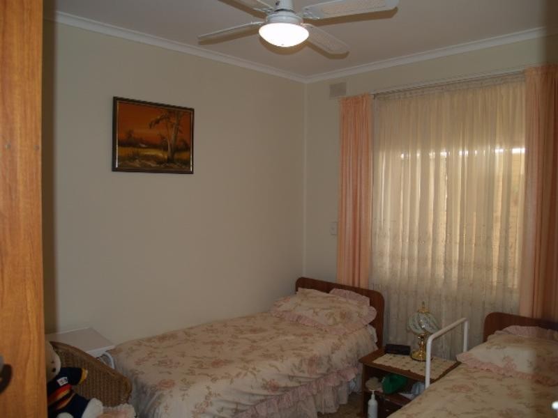 27 Fleming Street, Moorook SA 5332