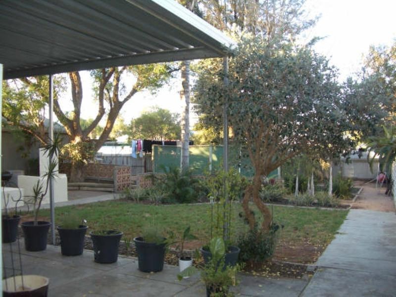 13 Cornwall Street, Berri SA 5343