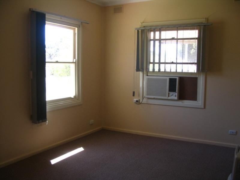 15 Acacia Avenue, Loxton SA 5333