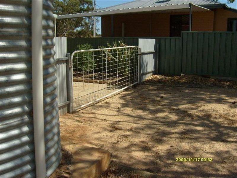 15 Acacia Avenue, Loxton SA 5333