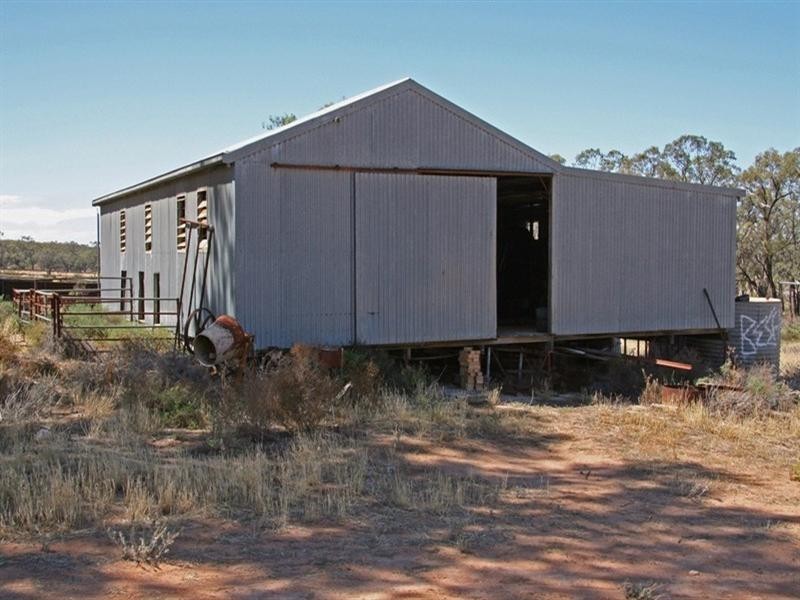 Lt 100 Devlin Pound Road, Waikerie SA 5330