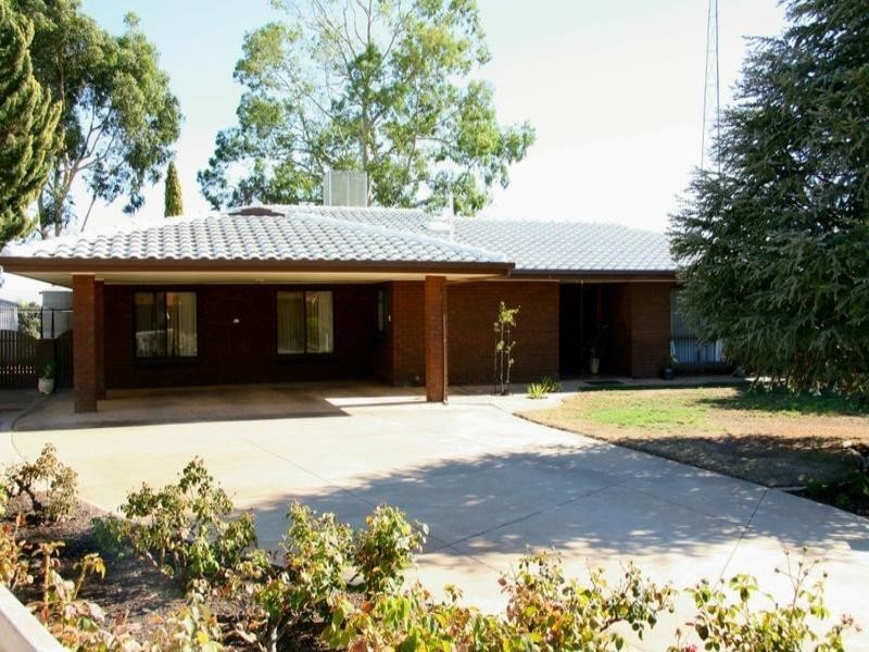 15 Westbrook Avenue, Loxton SA 5333