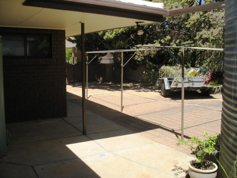 15 Westbrook Avenue, Loxton SA 5333