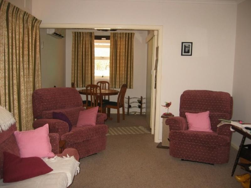 70 Drabsch Street, Loxton SA 5333