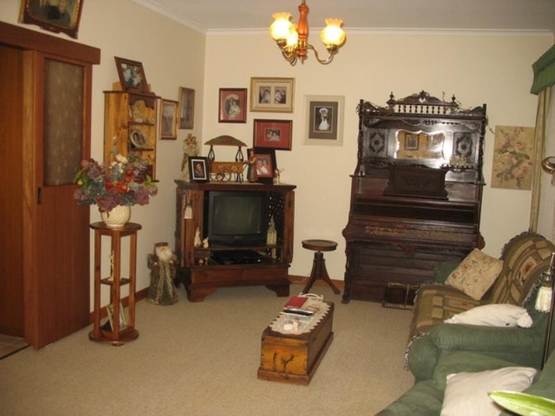 30 Sixth Street, Loxton SA 5333