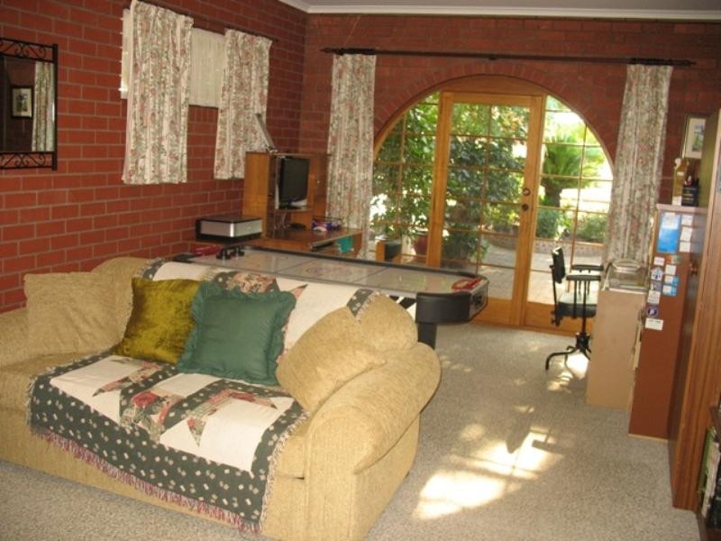 30 Sixth Street, Loxton SA 5333