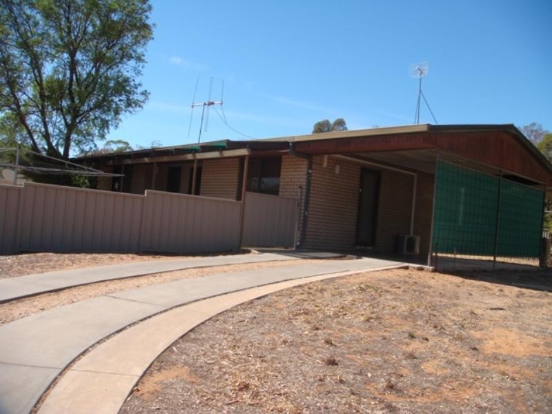 3 View Street, Loxton SA 5333
