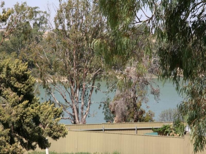 36 Egerton Street, Blanchetown SA 5357