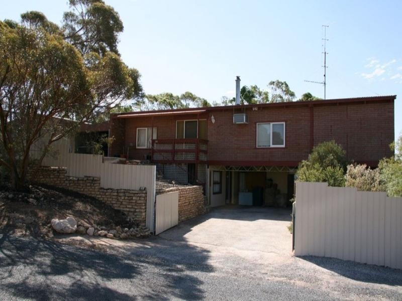 22-24 Acland Street, Blanchetown SA 5357