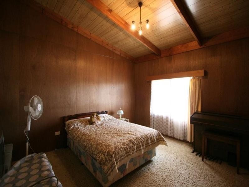 22-24 Acland Street, Blanchetown SA 5357