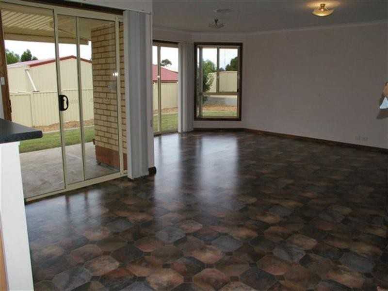 37 Mary Starr Drive, Waikerie SA 5330