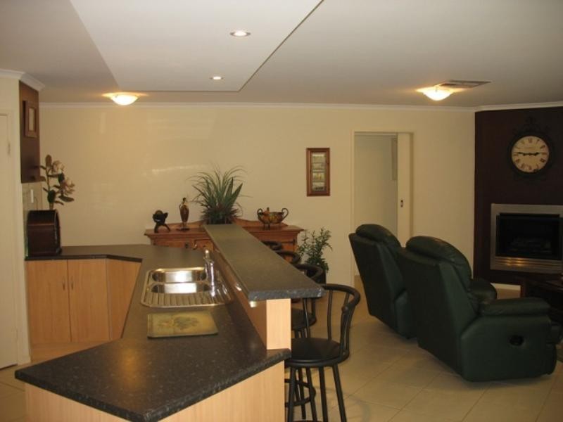 16 Schaefer Drive, Loxton SA 5333