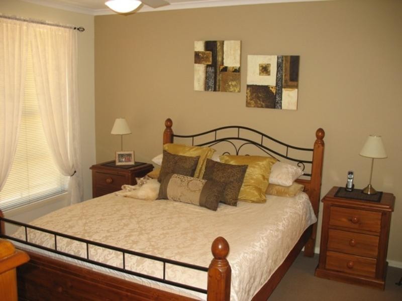 16 Schaefer Drive, Loxton SA 5333