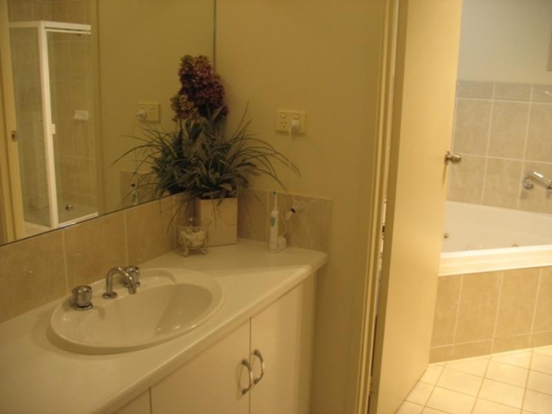 16 Schaefer Drive, Loxton SA 5333