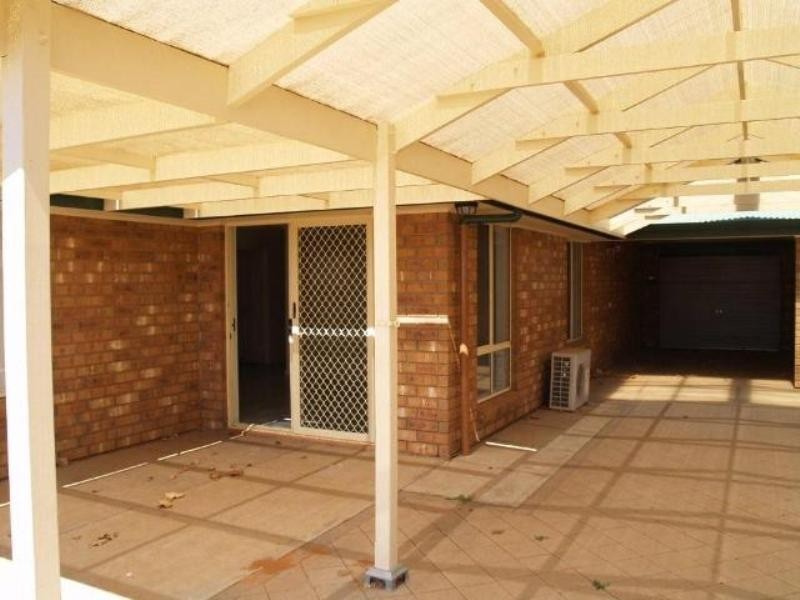 2/5 Edwards Crescent, Waikerie SA 5330