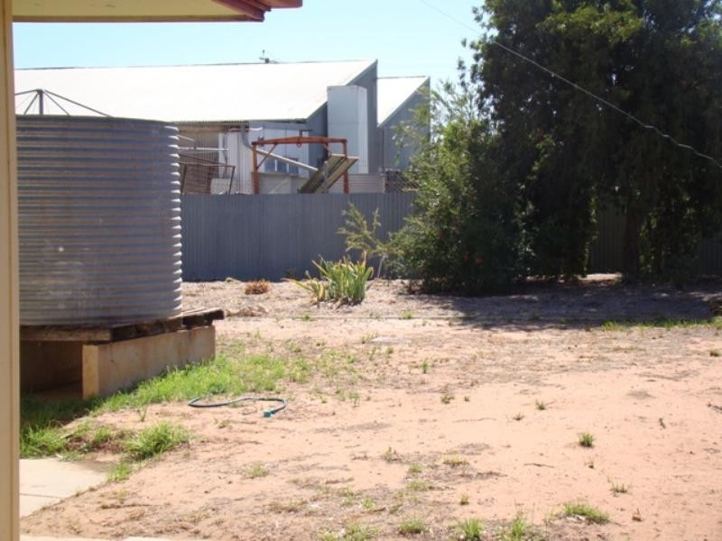 11 Civic Avenue, Waikerie SA 5330