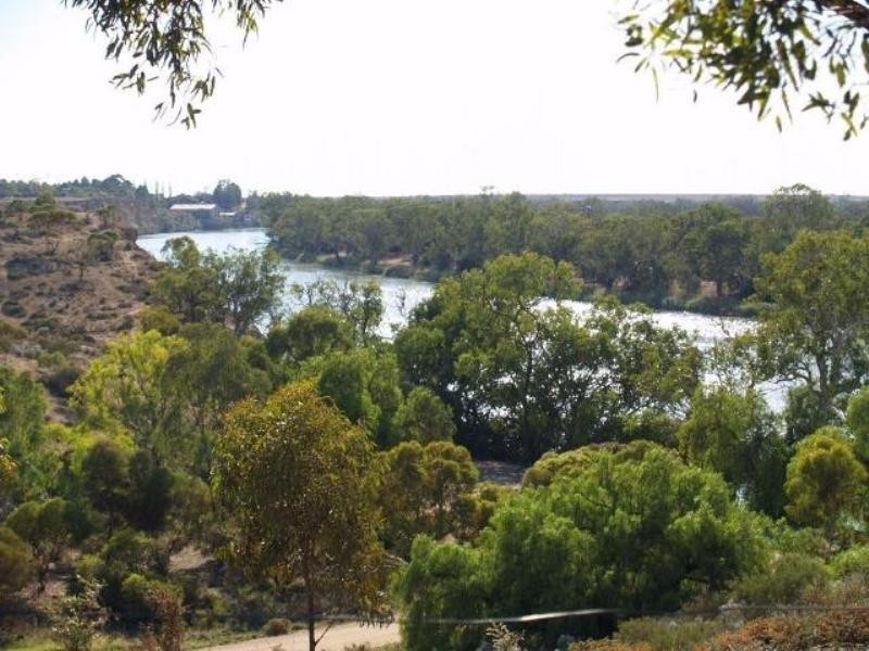 2 Railway Terrace, Morgan SA 5320