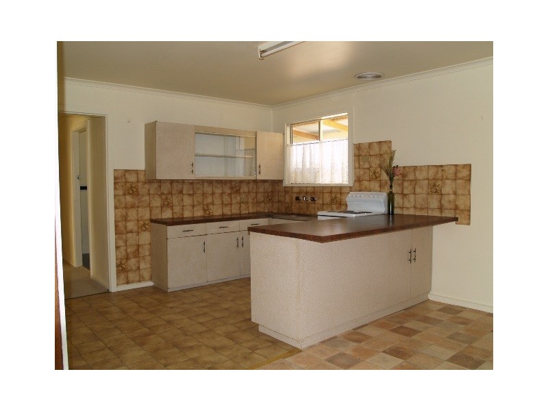 15 Maple Street, Barmera SA 5345