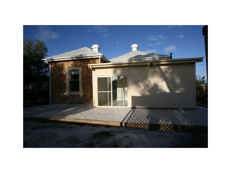 7 Railway Terrace, Morgan SA 5320