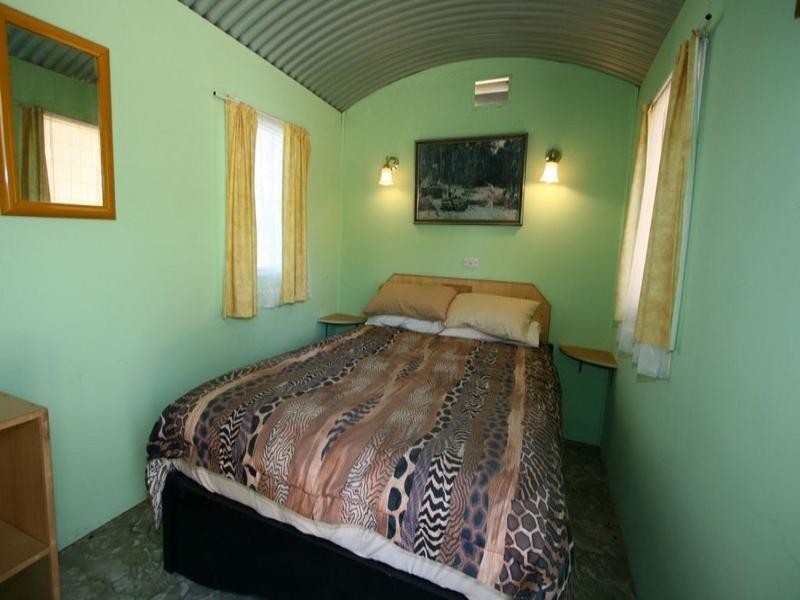 37 Acland Street, Blanchetown SA 5357