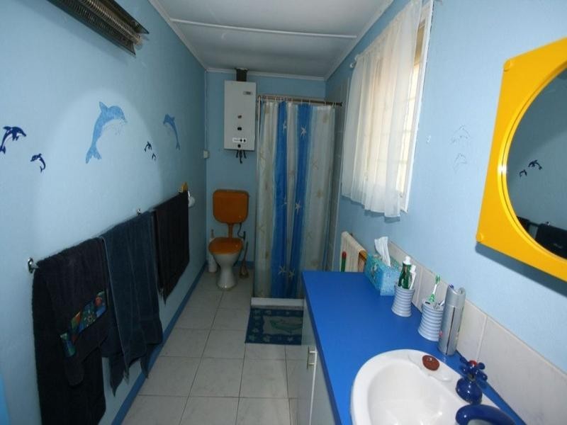 37 Acland Street, Blanchetown SA 5357