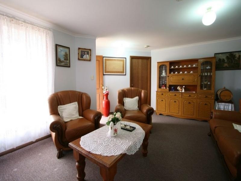 4 Edwards Crescent, Waikerie SA 5330