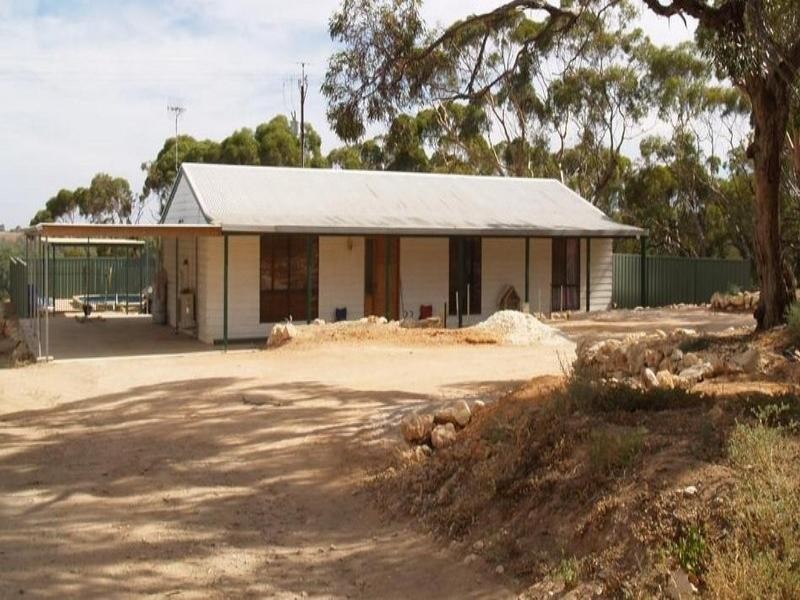 Sec 322 Holder Top Road, Waikerie SA 5330