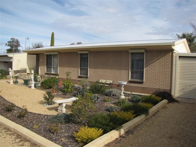 2 Sixth Street, Loxton SA 5333